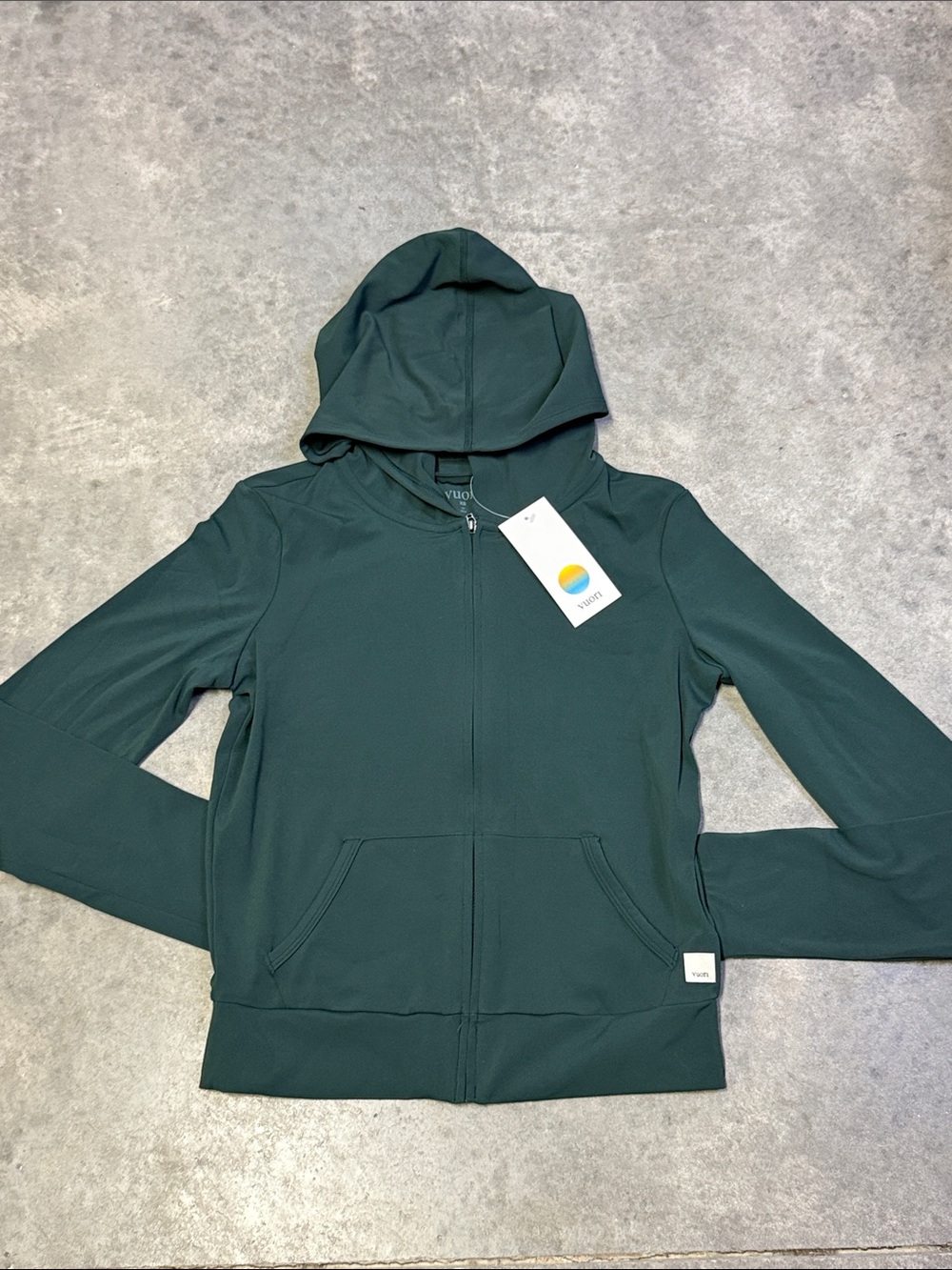 Vuori AllTheFeels Mini Full Zip Hoodie Hemlock Green  Size XS NWT 💚✨
